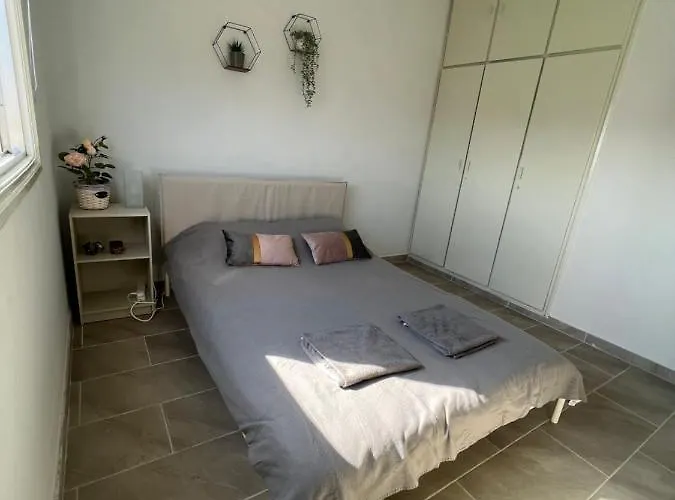 Hostel Joanna Court Lárnaka