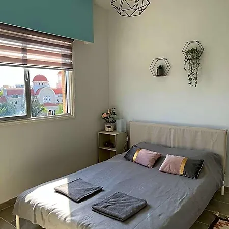 Joanna Court Hostel Larnaca