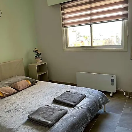 Hostal Joanna Court *